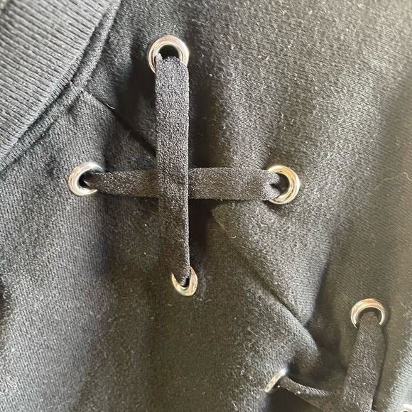 Victoria secret SPORT cropped hoodie - Picture 3 of 4